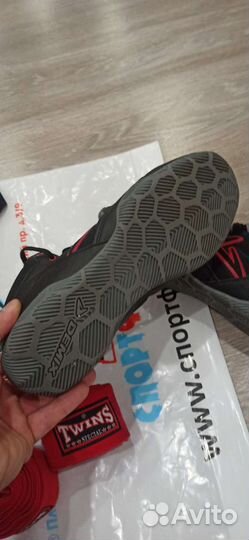 Комплект экипировки для единоборств