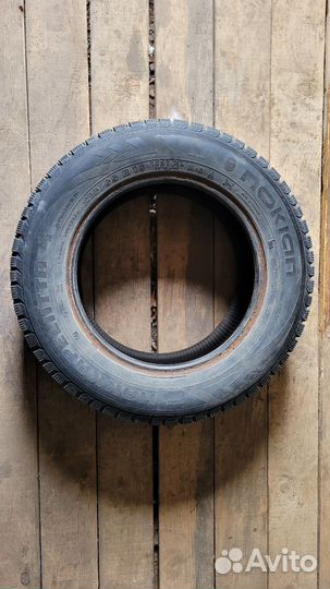 Nokian Tyres Hakkapeliitta 4 215/65 R16
