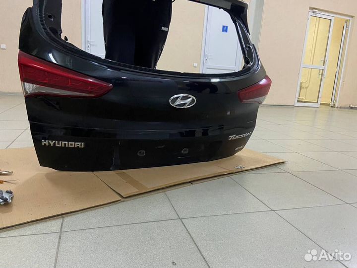 Крышка багажника Hyundai Tucson 3 2017