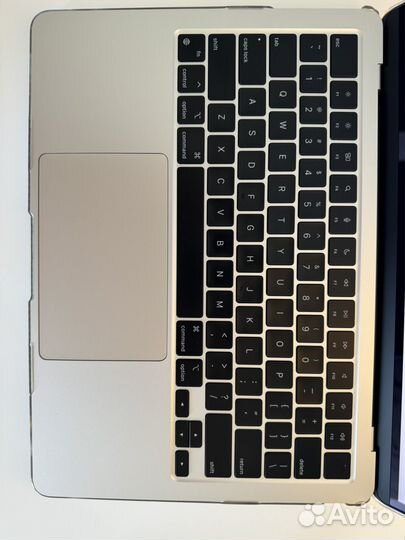 Apple MacBook pro 13 2022 m2