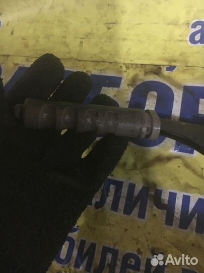 Рычаг стояночного тормоза Kia Rio