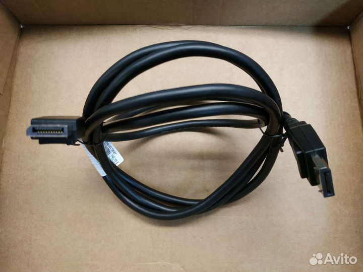 Кабель DisplayPort - DisplayPort
