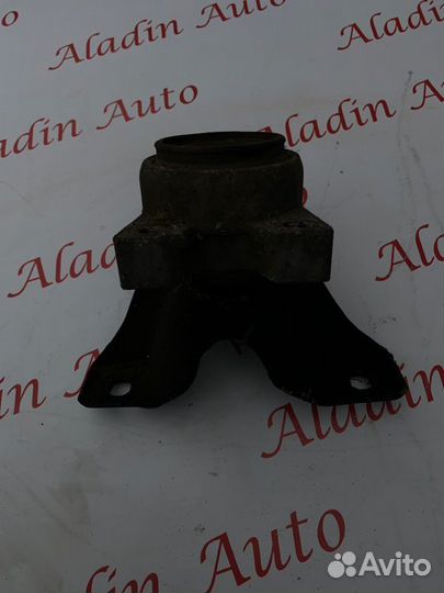 Подушка двигателя Ford Focus 1