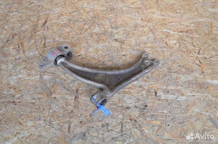 Рычаг передний Audi Q3 8U 2012