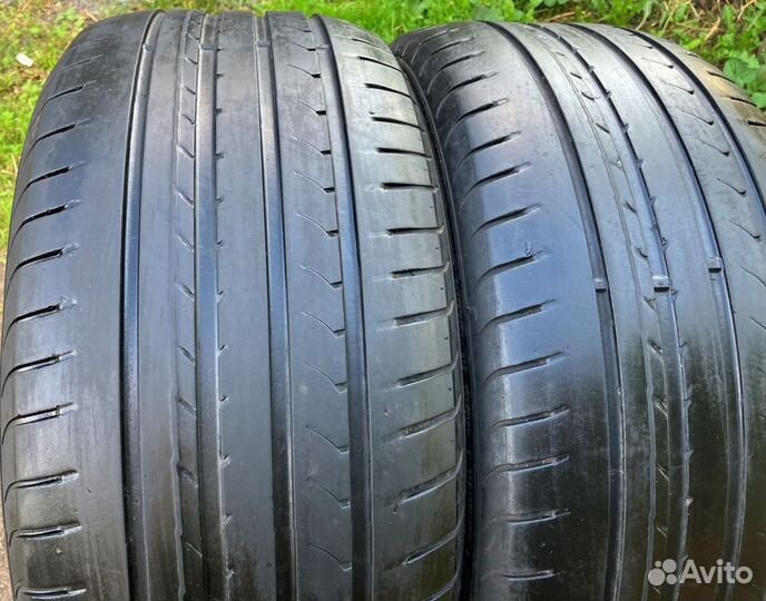 Goodyear EfficientGrip 235/50 R17