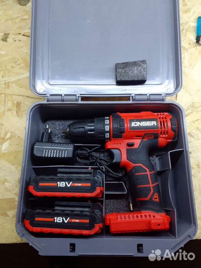 Аккумуляторная дрель шуруповерт