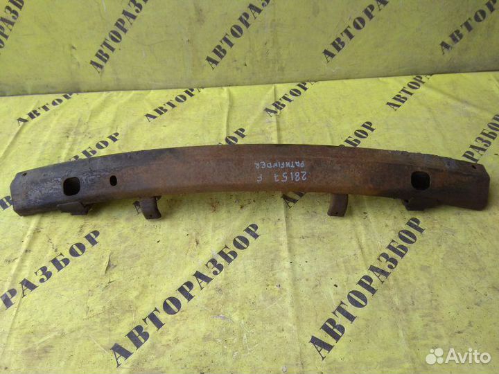 Усилитель переднего бампера Nissan Pathfinder