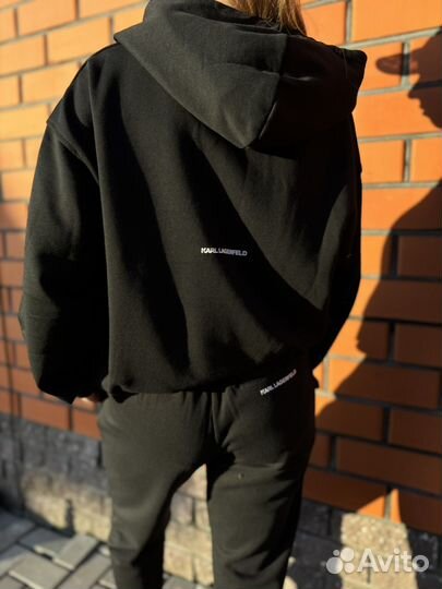 Новый костюм Karl lagerfeld оригинал