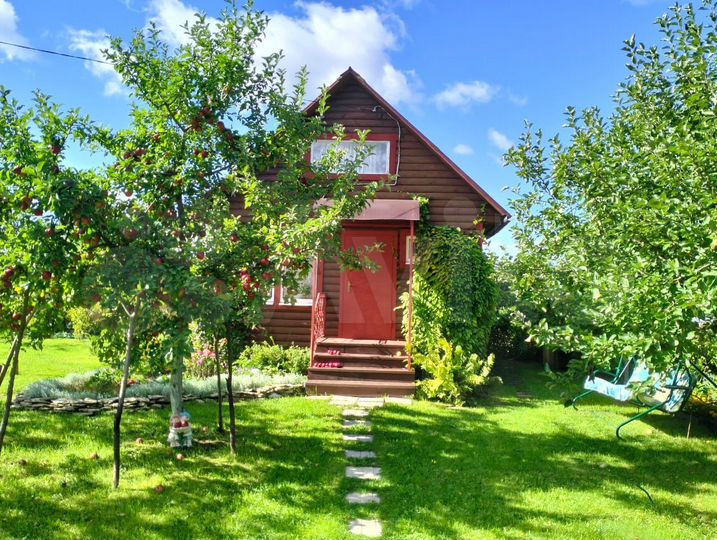 Дом 48 м² на участке 8 сот.