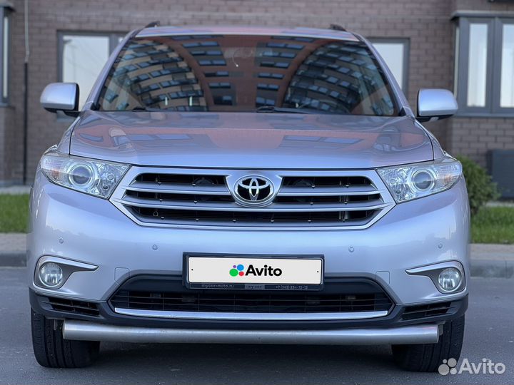 Toyota Highlander 3.5 AT, 2011, 176 240 км