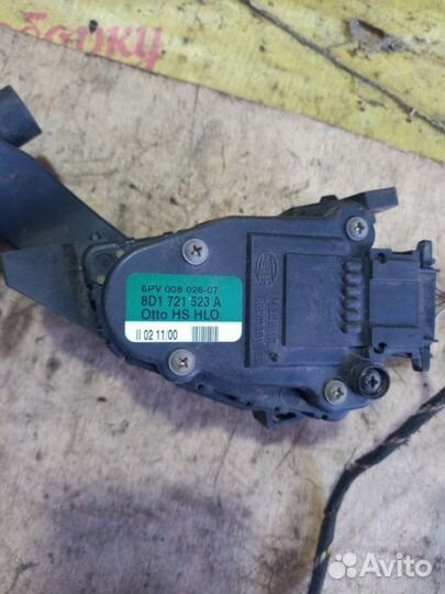 Педаль газа Volkswagen Passat B5 1.8 ATW 2000