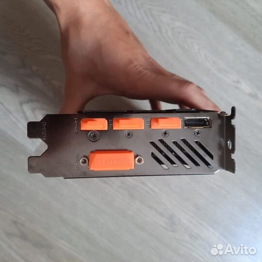 Видеокарта AMD Gigabyte aorus Radeon RX 570 4 gb