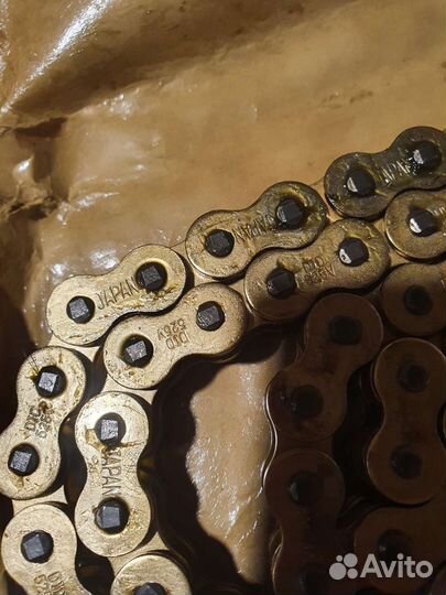 Цепь для мотоцикла 520 525 530 did золотая