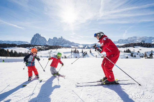 Инструктор по сноуборду и горным лыжам в Домбае объявление продам