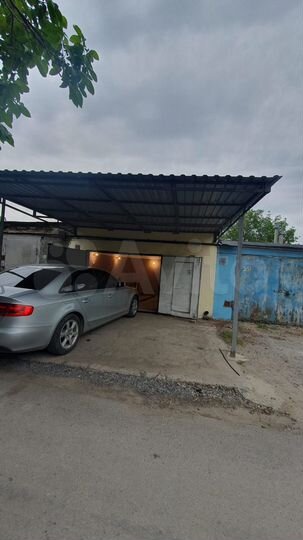 Гараж, > 30 м²
