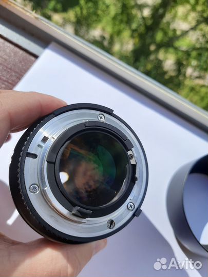 Nikon AF Nikkor 85mm 1:1.8D