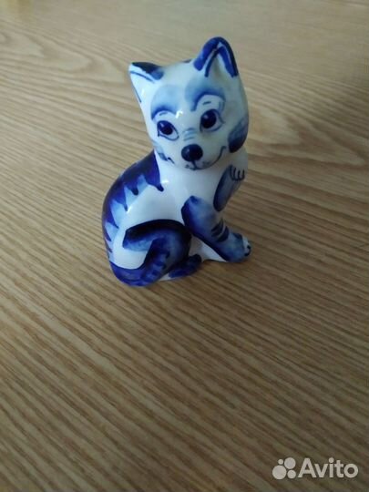 Фарфоровые статуэтки фигурки