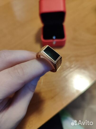 Мужская золотая печатка