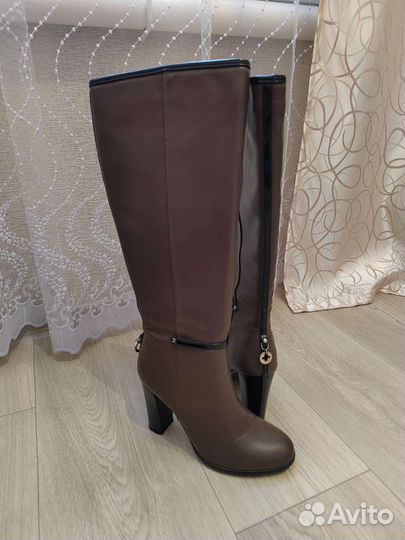 Сапоги женские