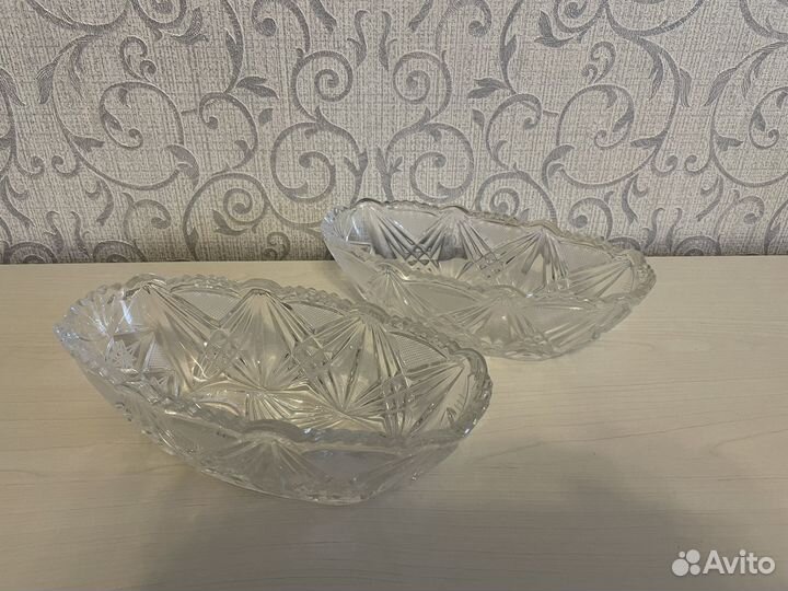 Хрустальная ваза