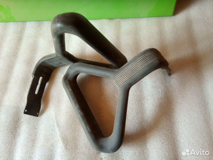 Подлокотники и кожух газлифта для кресла