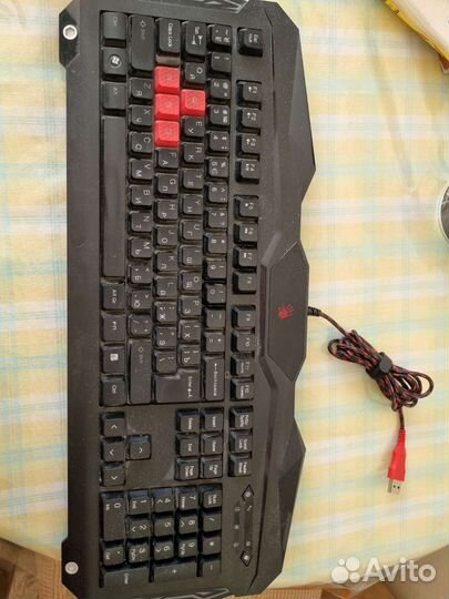 Монитор клавиатура мышка