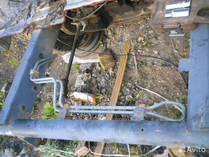 Радиатор гур Nissan Largo kugnc22