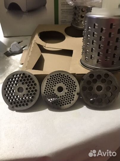 Мясорубка электрическая