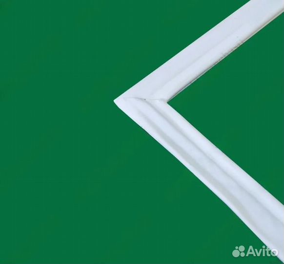 Уплотнитель холодильника атлант 1325х560 мм