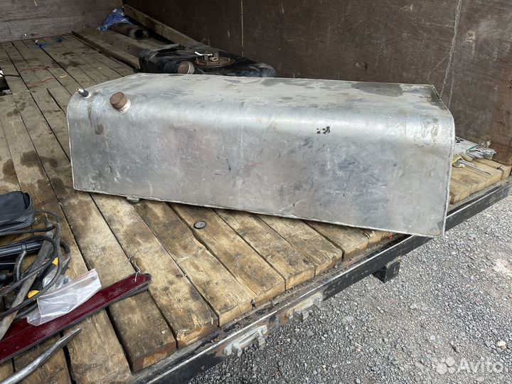 Топливный бак 120 литров