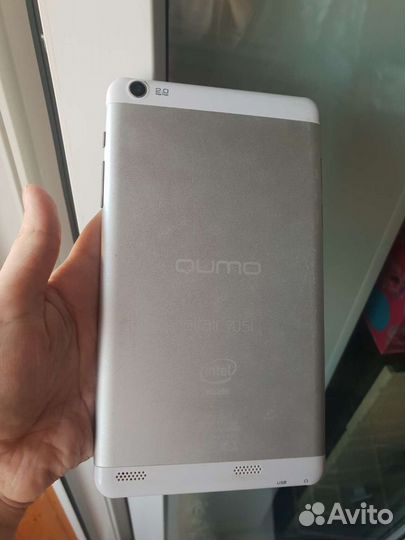 Планшет Qumo Altair 705i