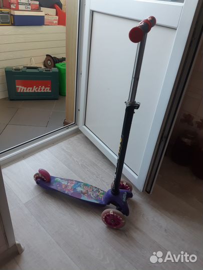 Самокат детский трехколесный