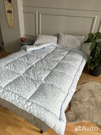 Одеяло и подушки из лебяжьего пуха