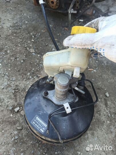 Вакуумный усилитель тормозов Ford Fiesta MK5