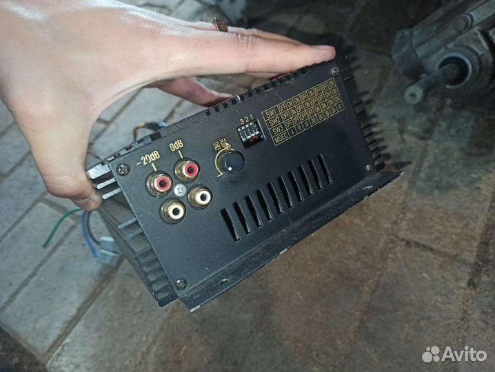 Усилитель в авто