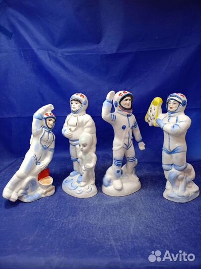 Коллекция фарфоровых статуэток Космонавты СССР Кос