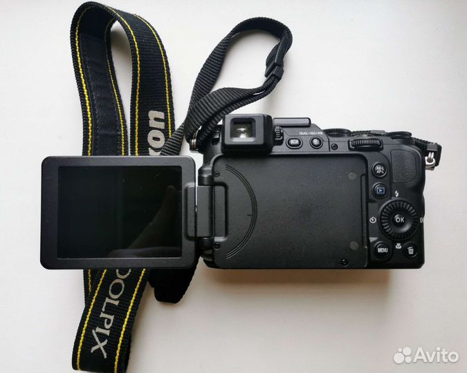 Фотоаппарат Nikon Coolpix P7800