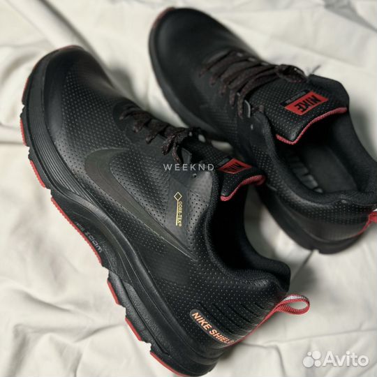 Кроссовки Nike 40-41 размер