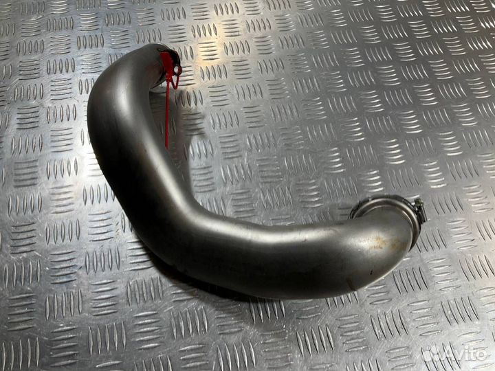 Патрубок интеркулера Mercedes-Benz S-Класс