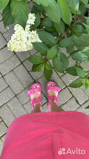 Сандалии женские розовые
