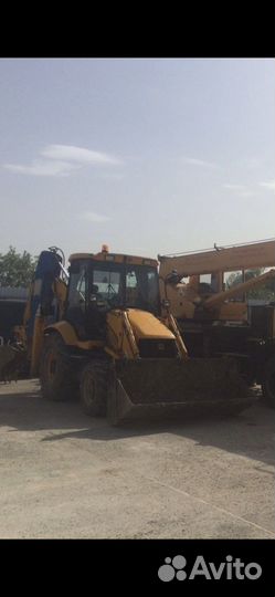 Экскаватор погрузчик JCB