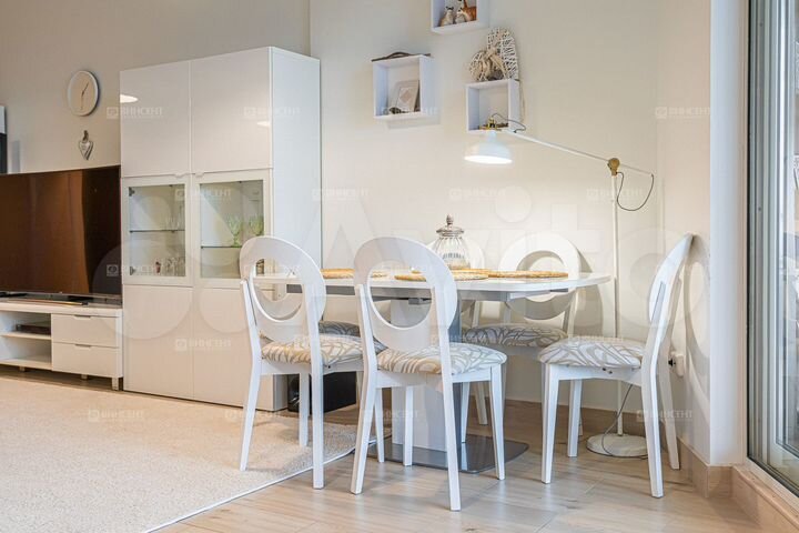 4-к. квартира, 181 м², 17/21 эт.