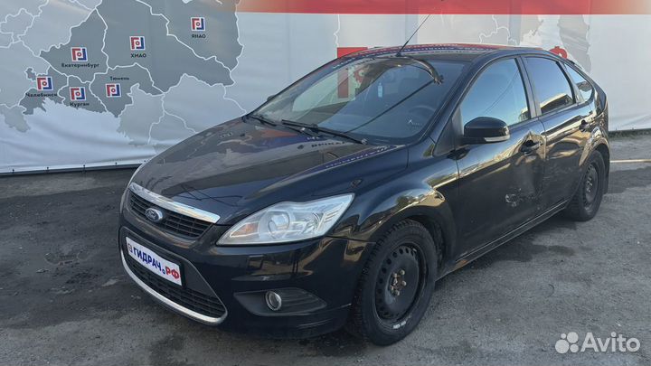 Накладка на порог наружняя левая Ford Focus 2 1380594