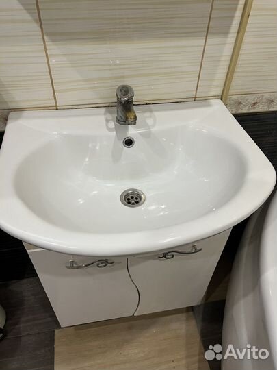 Комплект мебели в ванную