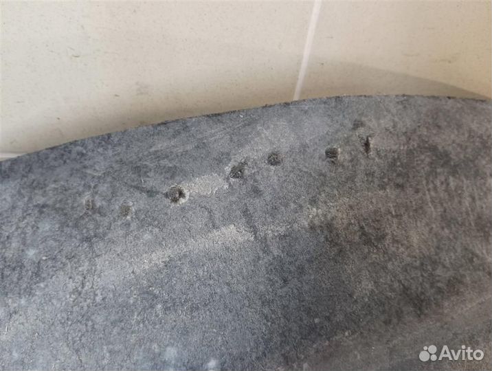 Подкрылок передний правый Citroen C5 2009