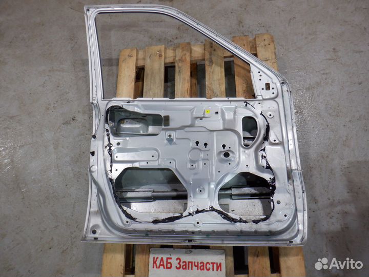 Дверь передняя левая Suzuki Ignis 2