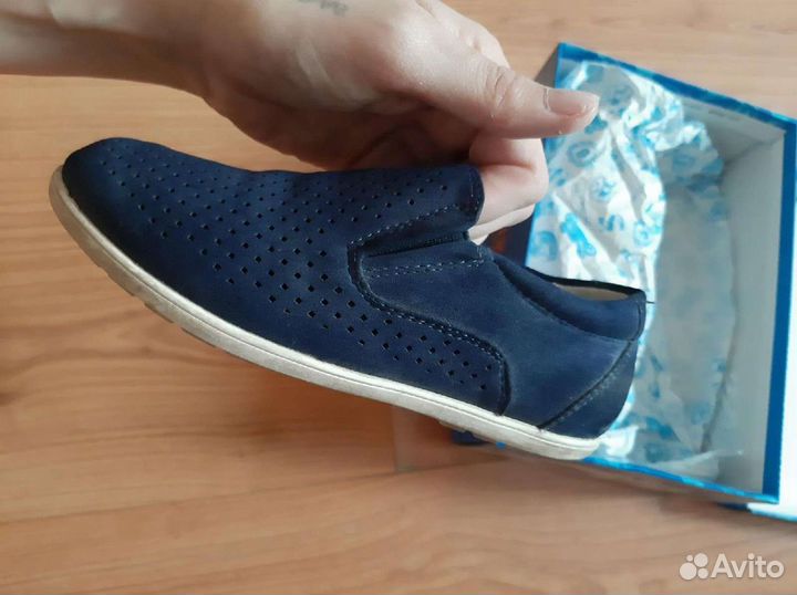 Продам на мальчика
