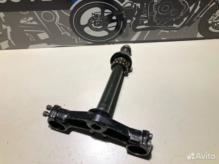 Нижняя траверса Yamaha XJR 400 R 1997г