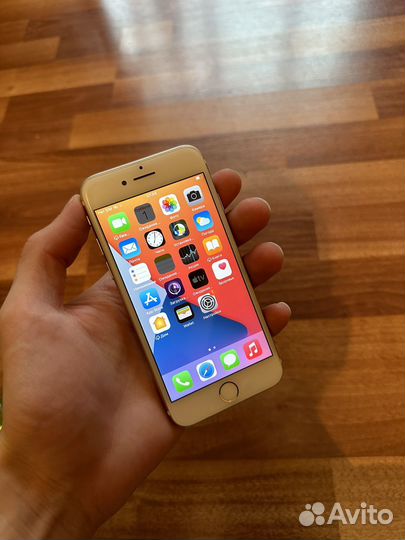 iPhone 7, 32 ГБ