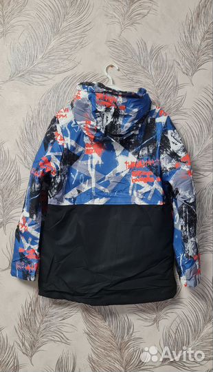 Новая демисезонная куртка 134